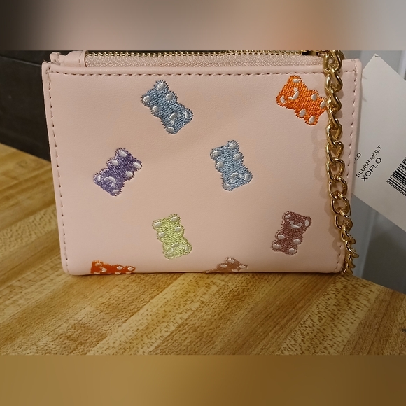 Betsey Johnson NWT Compact Gummy Bear Wallet W/Chain - Picture 5 of 7